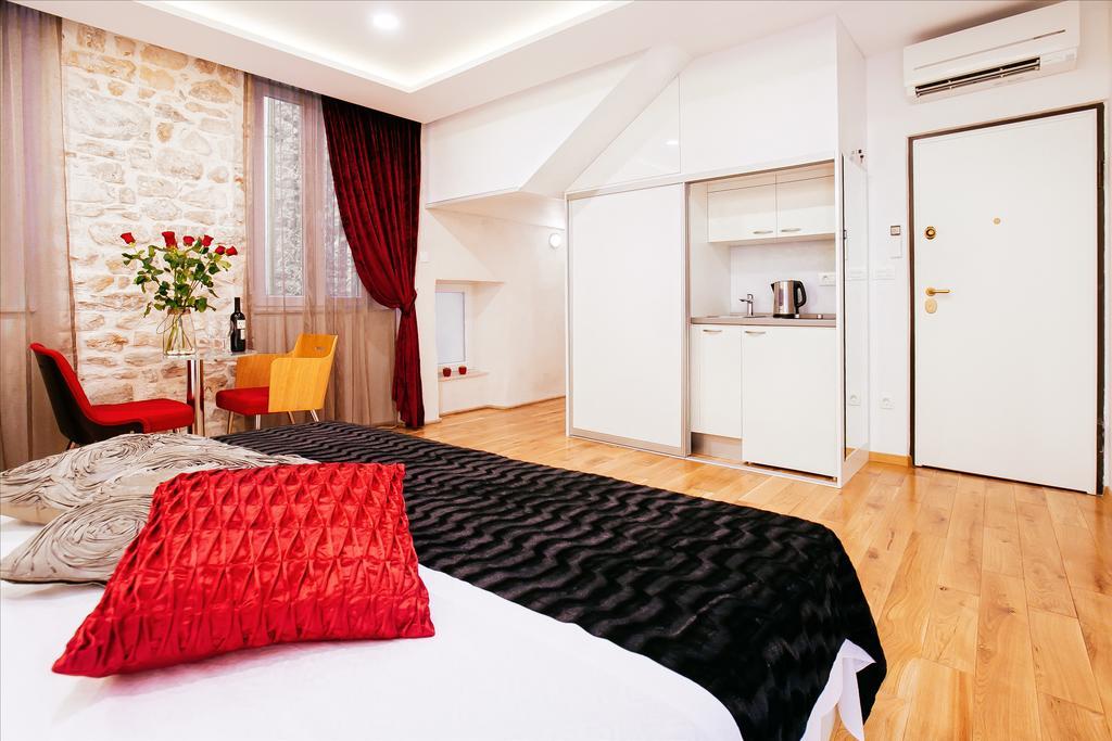 Get Split Luxury Apartment Camera foto